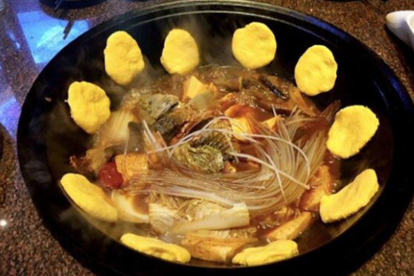 大嫂铁锅炖