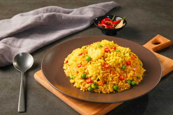 炒饭很嗨易拉罐茶油炒饭