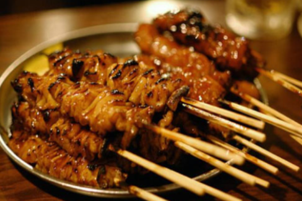 西鱿伏腰烤串