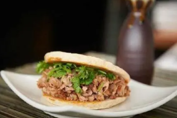 灵宝肉夹馍