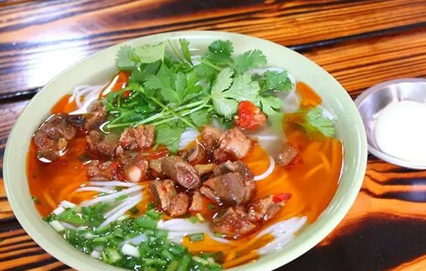 青牛王粉面馆