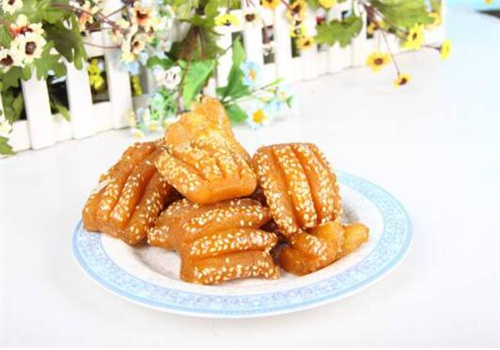 良平小吃店
