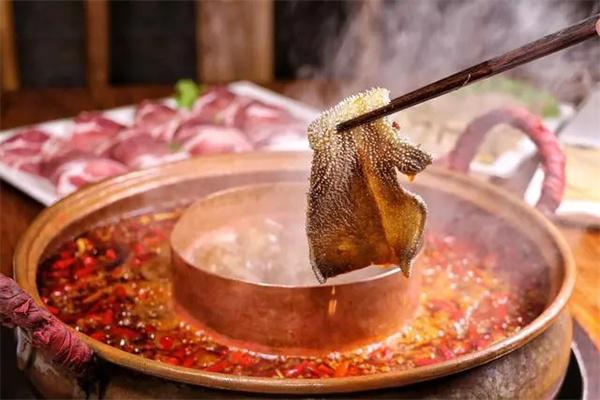 山巴厨火锅