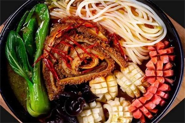 滇趣米线