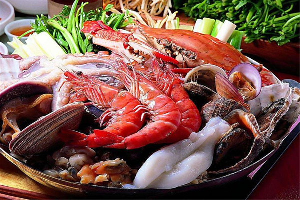 熙龙里海鲜肥牛火锅