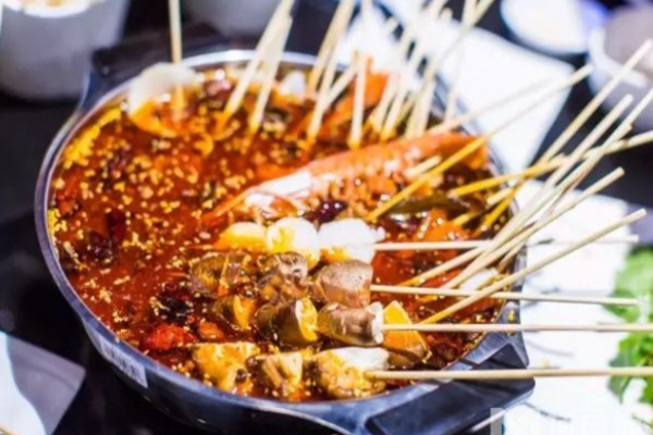 奇味轩串串香