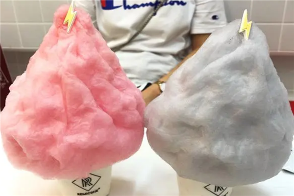 乌云冰激凌店