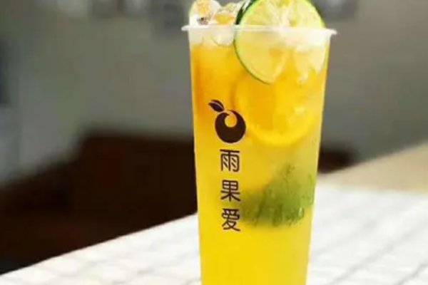 雨果爱奶茶加盟