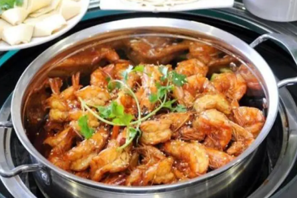 抓虾虾火锅加盟