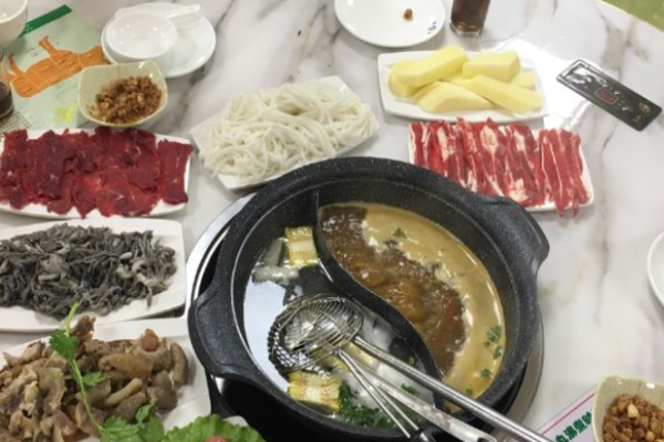 御品牛香火锅加盟