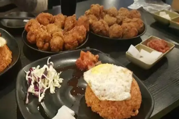 喔咕哒韩式炸鸡加盟