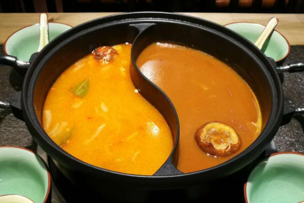 小芭蕉泰式火锅加盟