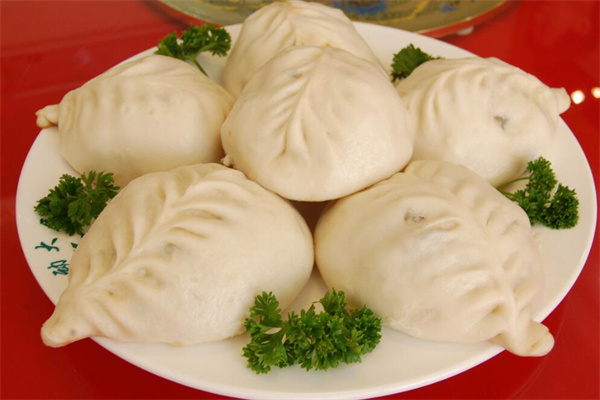 沁缘包子