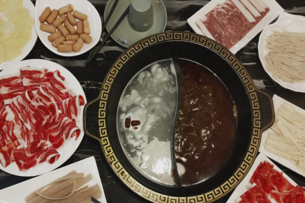 辣月火锅加盟