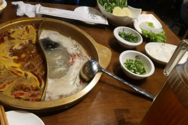 斗川火锅加盟