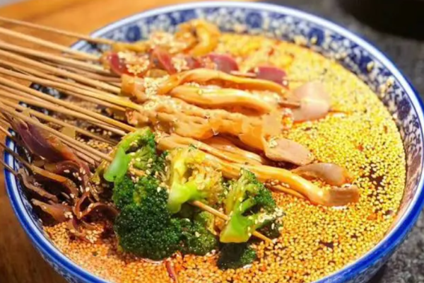 串雀冷锅串串加盟