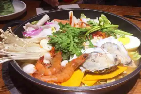 宇正年糕火锅加盟