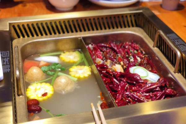 食叁味火锅加盟
