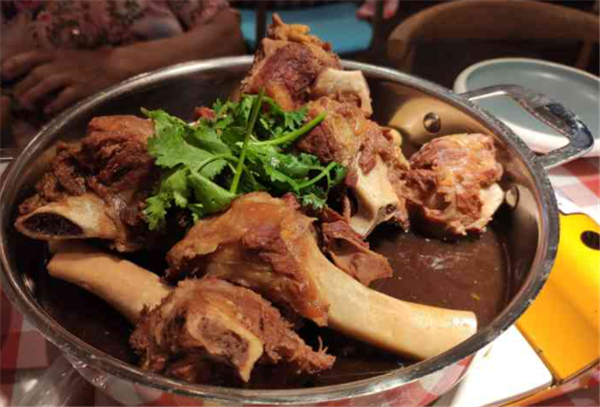 董记二十九自助骨头锅