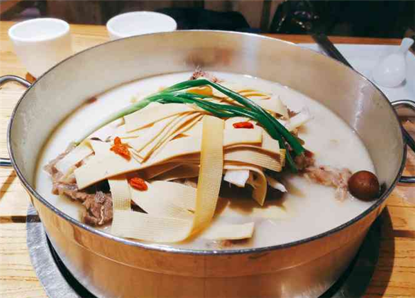 炉御·鹅味鲜火锅