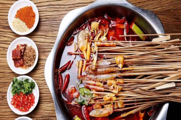 忆味碟串串香加盟