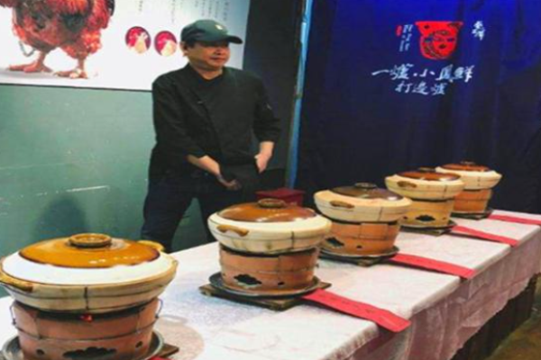 一炉小凤鲜加盟