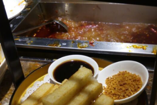 锦依味火锅加盟