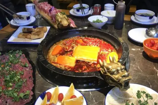 铜鲜居火锅加盟