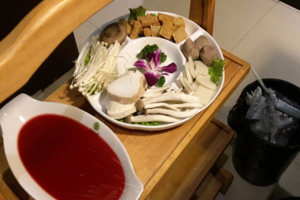 榕树村火锅加盟
