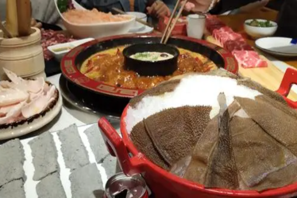 铜鲜居火锅加盟