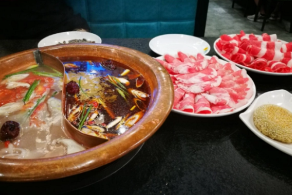 诚火火老火锅加盟