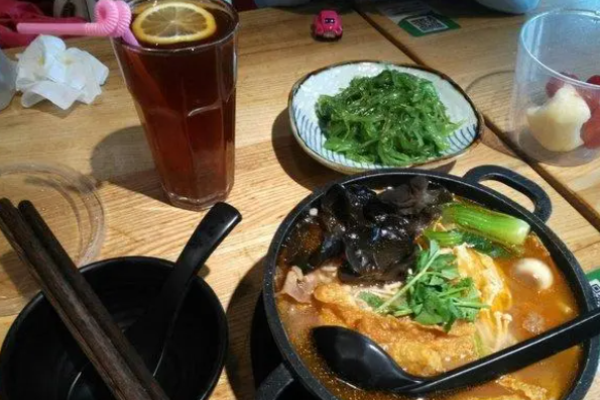 小锅大爱米线加盟