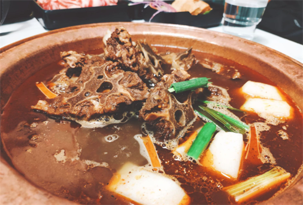 锅王府羊蝎子火锅
