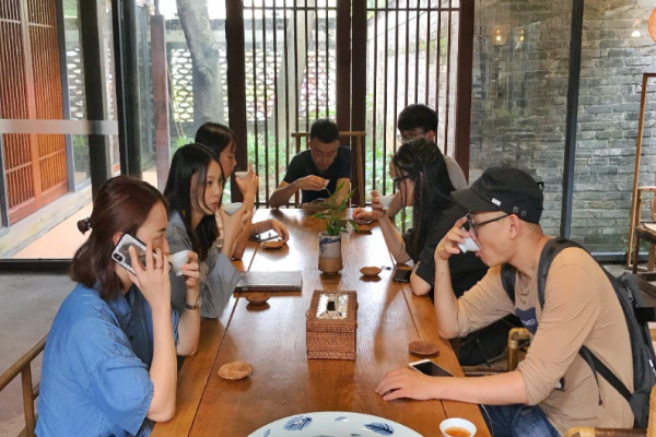 初璞茶仓加盟