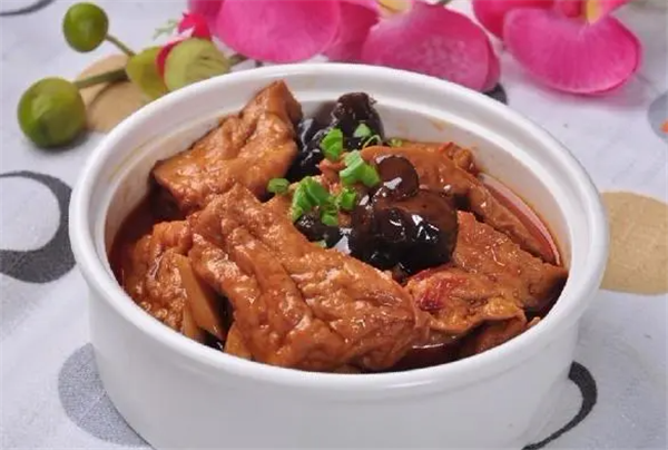 中膳盒饭配送