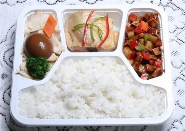 中膳盒饭配送