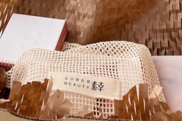 素幸彩妆加盟