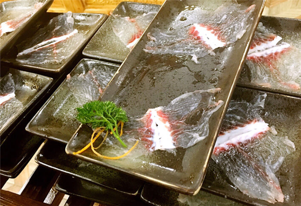 佳鱼居斑鱼火锅加盟