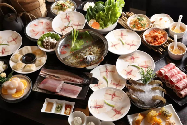 佳鱼居斑鱼火锅