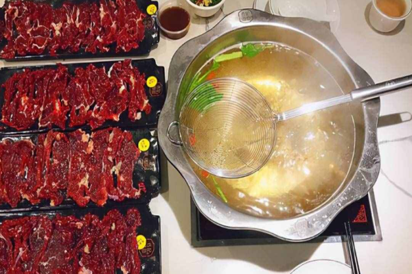 传记潮发牛肉火锅加盟