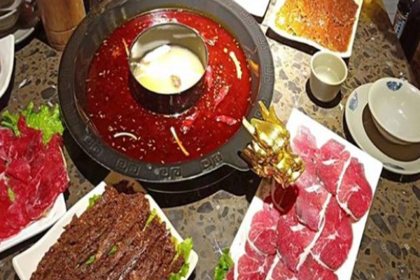 火焱焱老火锅加盟