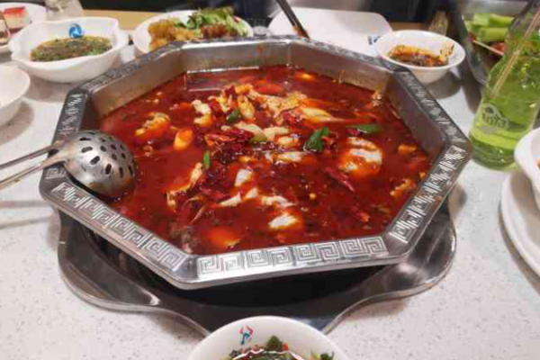 叮叮冷锅鱼加盟