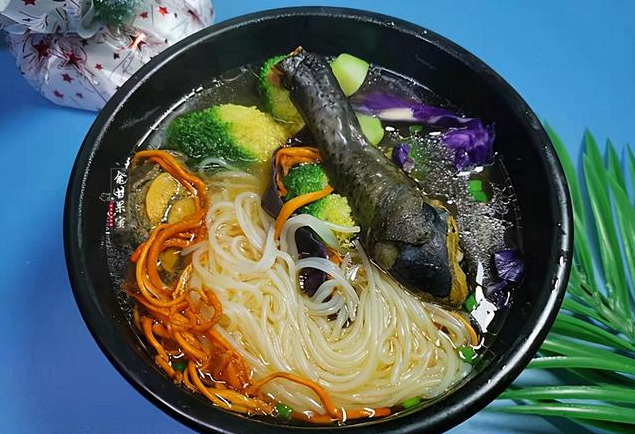 莉姐馄饨和乌鸡米线加盟