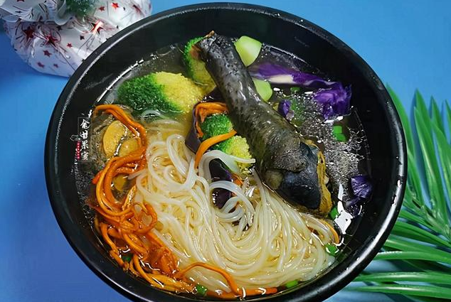 莉姐馄饨和乌鸡米线加盟