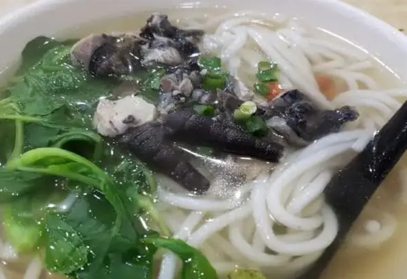 莉姐馄饨和乌鸡米线加盟