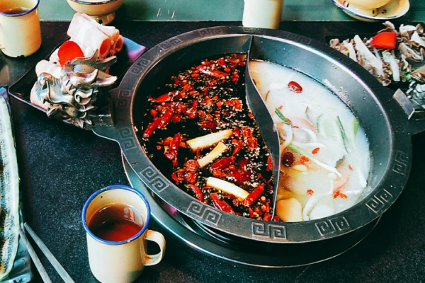 集结营地火锅加盟