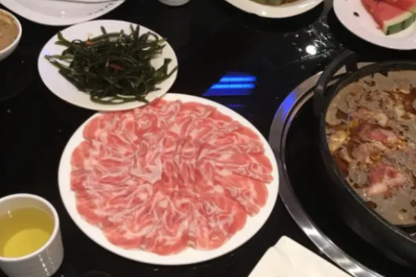 天韵肥牛火锅加盟