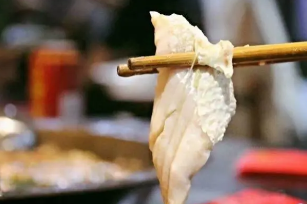 侨巴儿鱼火锅加盟