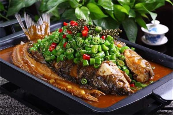 愿者鱼儿上钩烤鱼