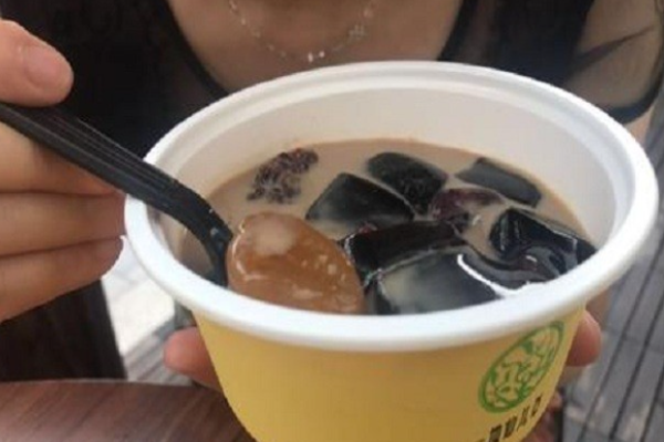 一棵仙儿草